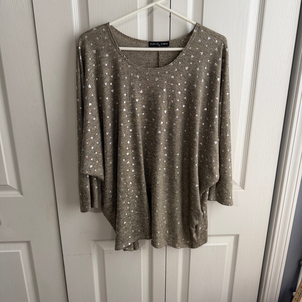 Kim & Cami gray metallic heart pattern‎ size 2X